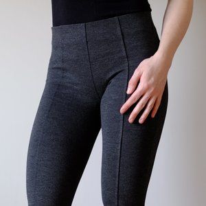Aritzia Talula Tailored Dress Legging 